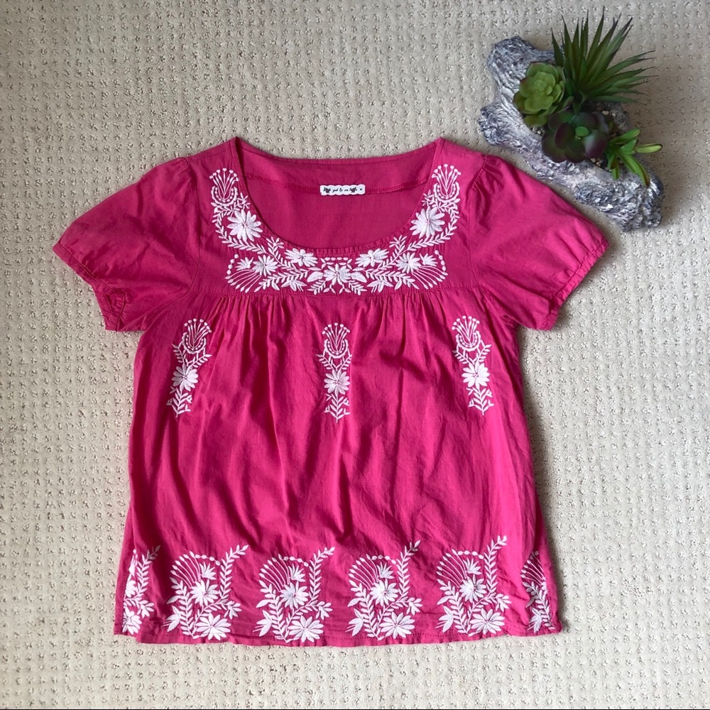 Pink loose fit top with embroidered design